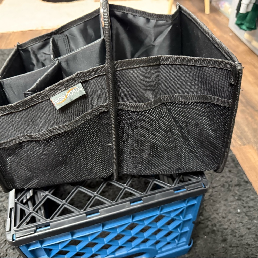 High Road Black and gray Car Organizer